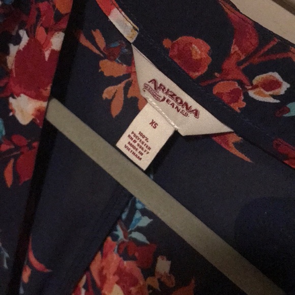 Shirt - Picture 2 of 3